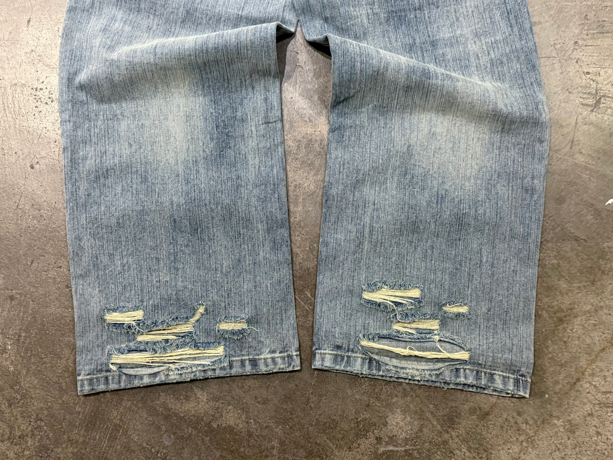 THIRD WORLD DISTRESSED DENIM JEANS