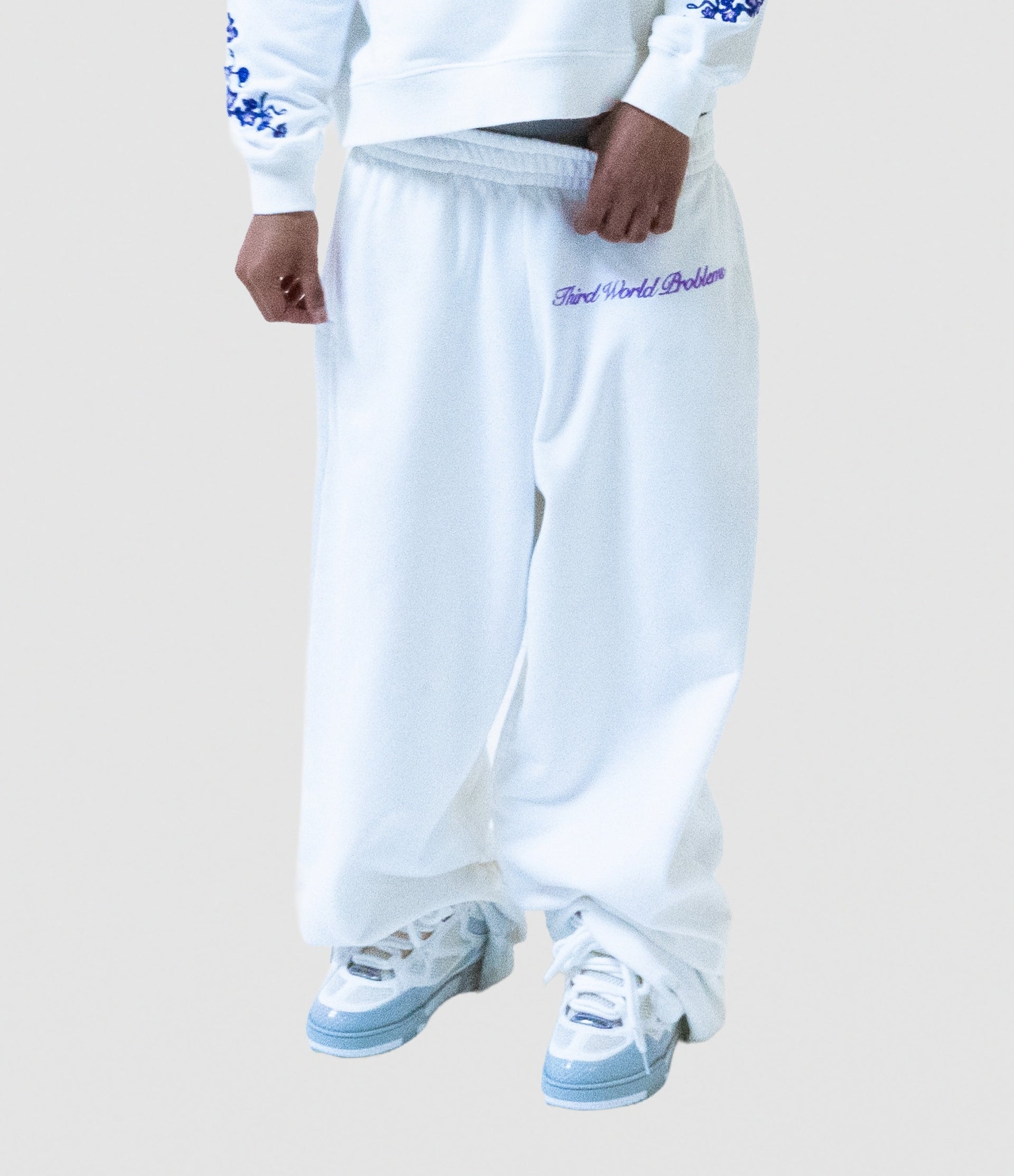 THIRD WORLD BLOSSOM SWEATS